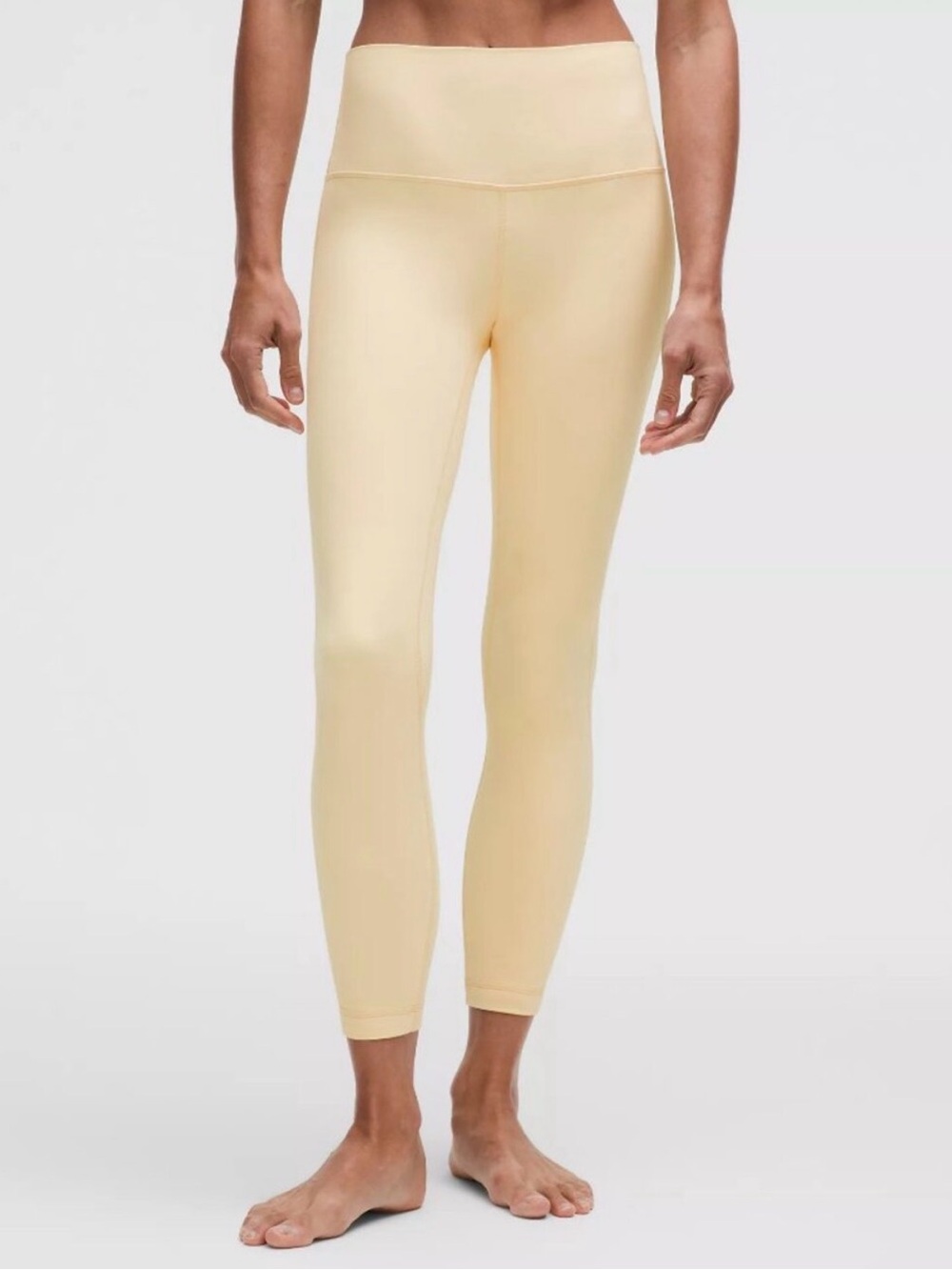 !!!! Butter Cream color!!  NWT Lululemon Align High Rise 25" RARE FIND SIZE 4